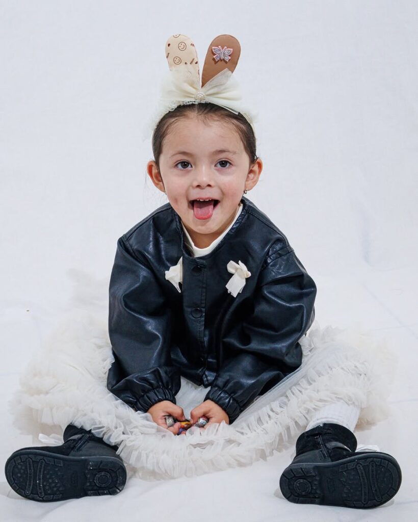 Maya· 3 años